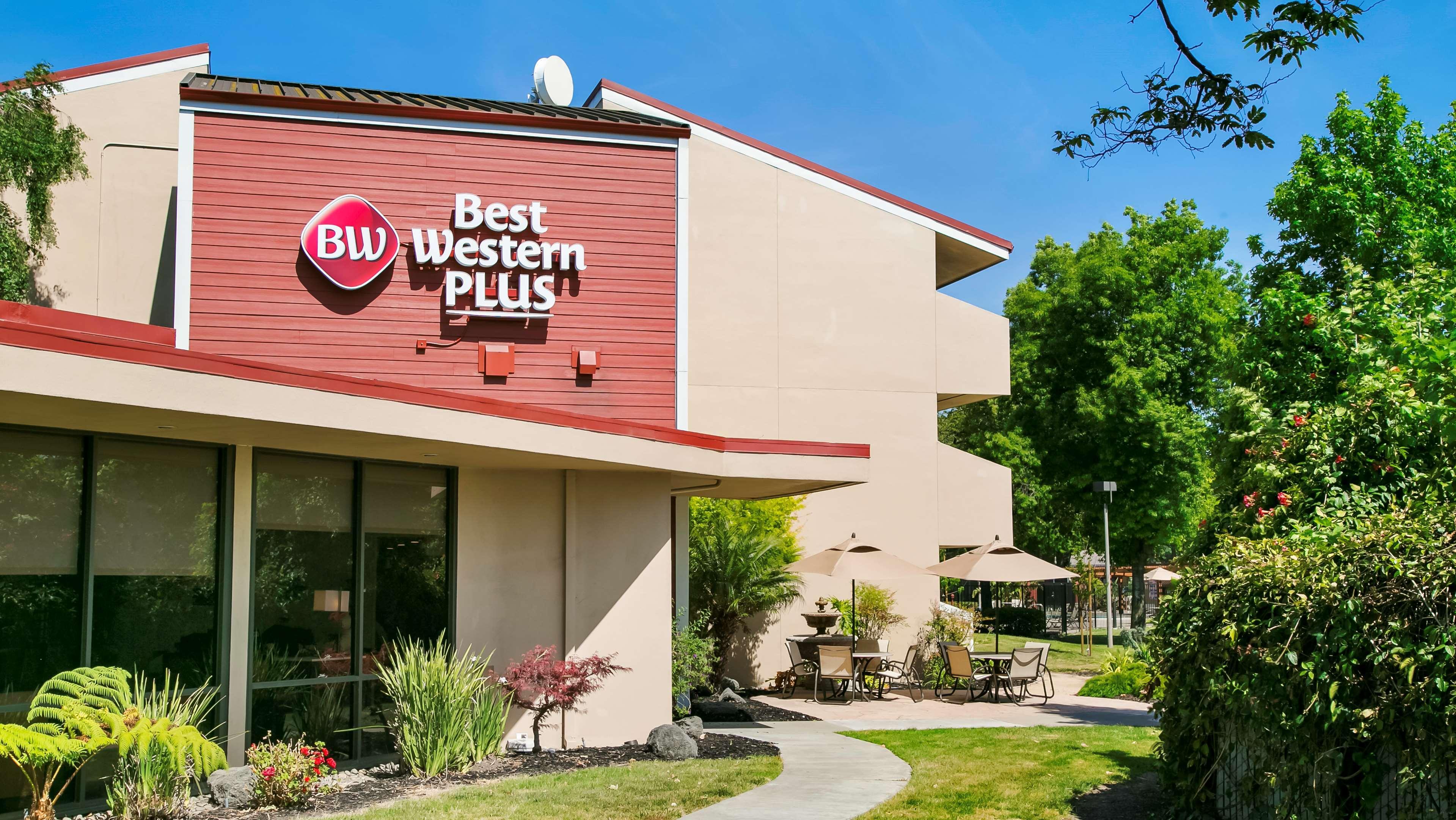 Best Western Plus Garden Court Inn Fremont Buitenkant foto